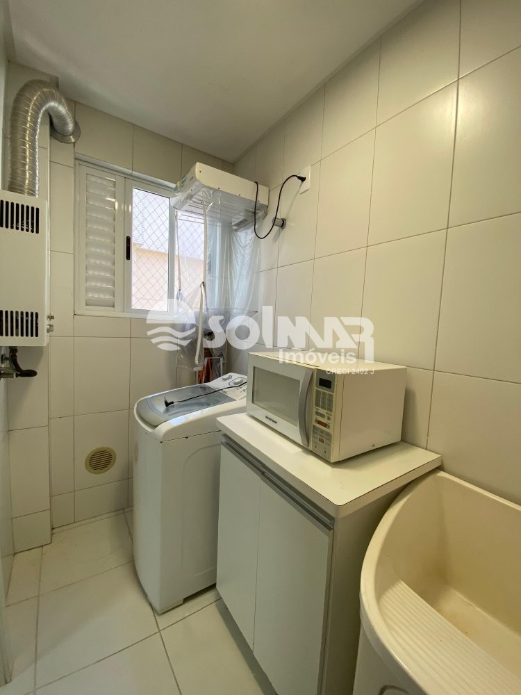 (ANUAL) 03 SUTES E 02 VAGAS - MEIA PRAIA