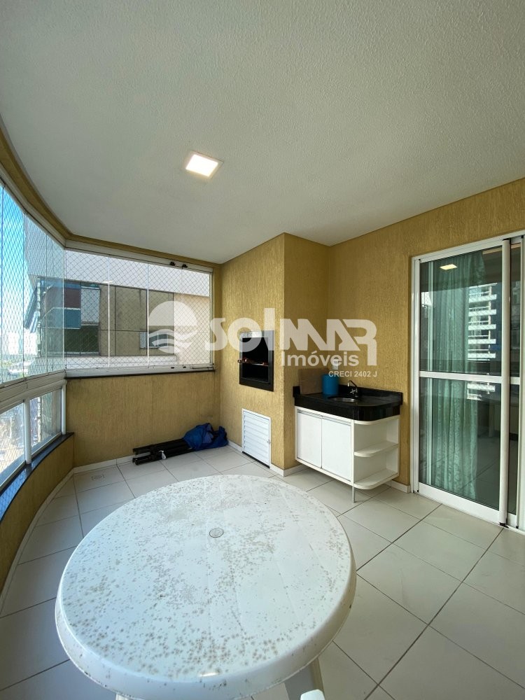 (ANUAL) 03 SUTES E 02 VAGAS - MEIA PRAIA