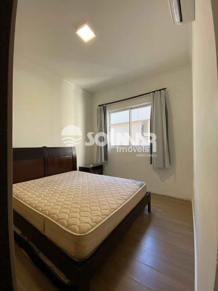 (ANUAL) 03 SUTES E 02 VAGAS - MEIA PRAIA