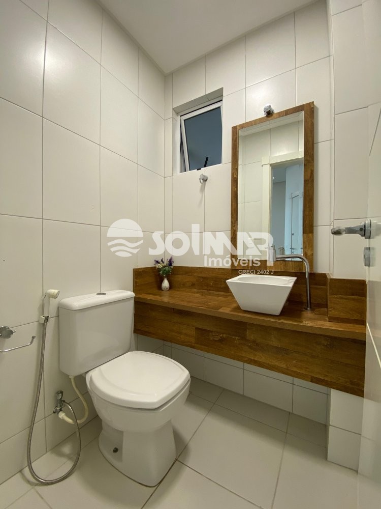 (ANUAL) 03 SUTES E 02 VAGAS - MEIA PRAIA