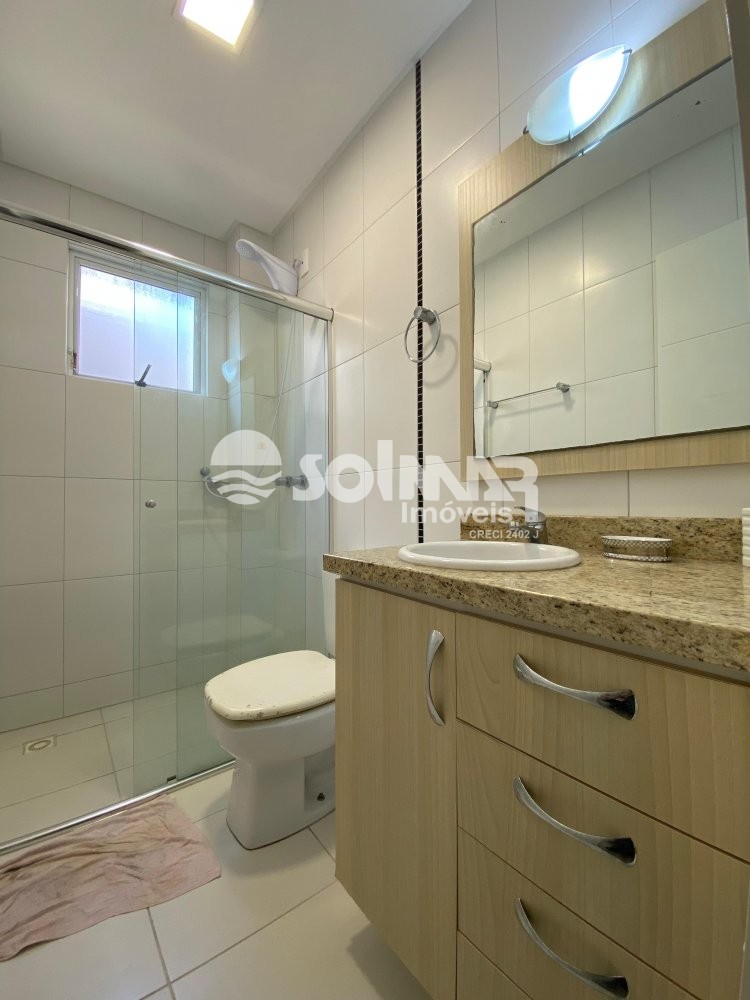 (ANUAL) 03 SUTES E 02 VAGAS - MEIA PRAIA