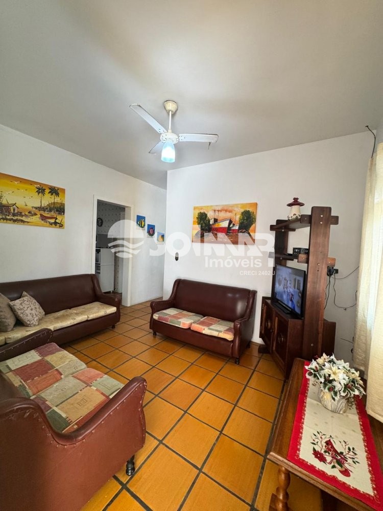 03 DORMITRIOS E 03 VAGAS - CASA NA MEIA PRAIA