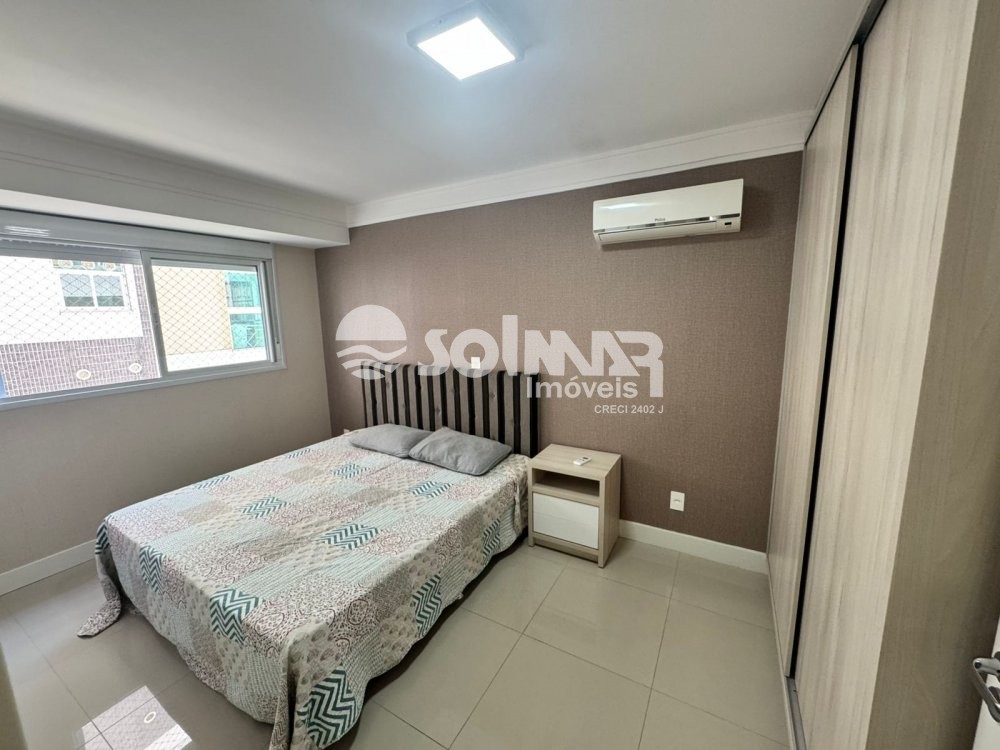 03 SU�TES E 02 VAGAS DE GARAGEM - MEIA PRAIA 