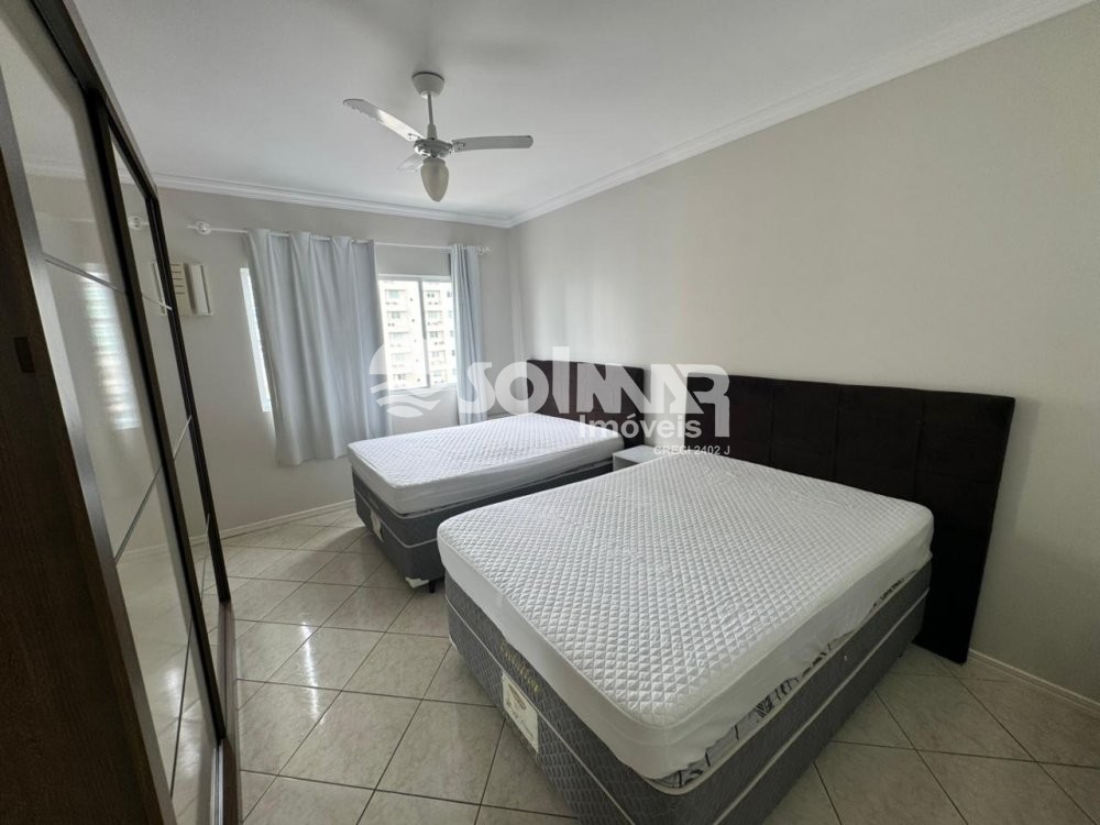 03 DORMIT�RIOS E 03 VAGAS - MEIA PRAIA