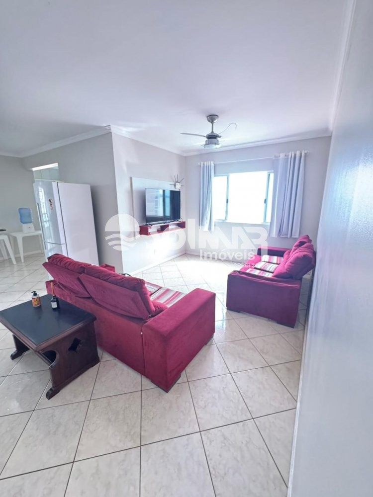 03 DORMIT�RIOS E 03 VAGAS - MEIA PRAIA