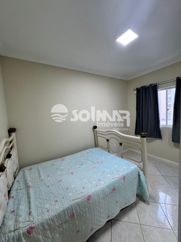 03 DORMIT�RIOS E 02 VAGAS - MEIA PRAIA 