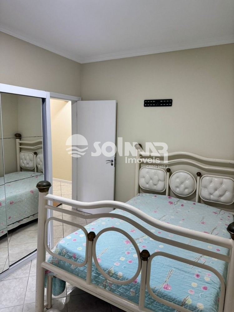 03 DORMIT�RIOS E 02 VAGAS - MEIA PRAIA 