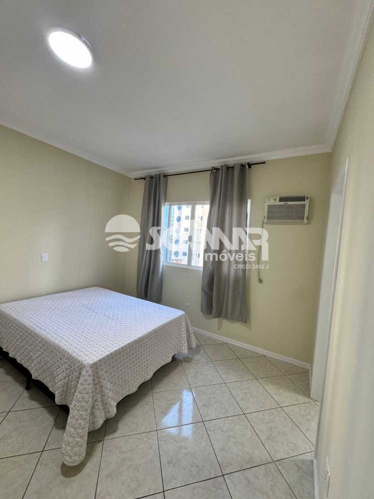 03 DORMIT�RIOS E 02 VAGAS - MEIA PRAIA 