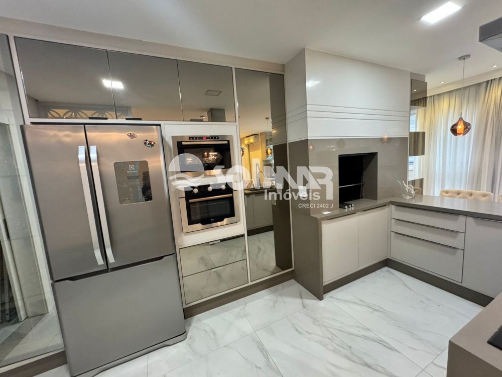 (ANUAL) 04 SU�TES E 02 VAGAS - MEIA PRAIA