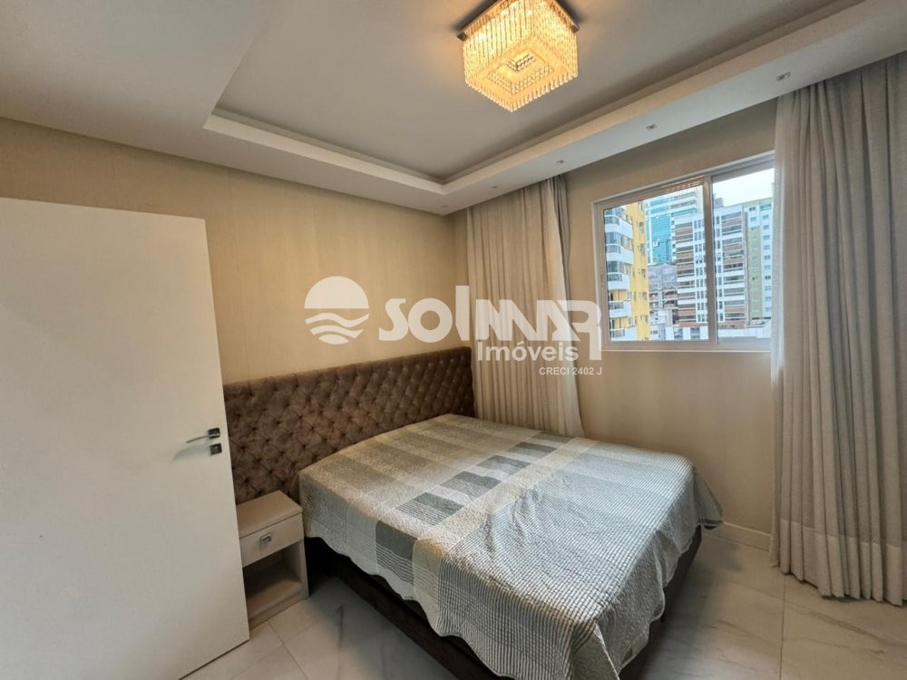 (ANUAL) 04 SU�TES E 02 VAGAS - MEIA PRAIA