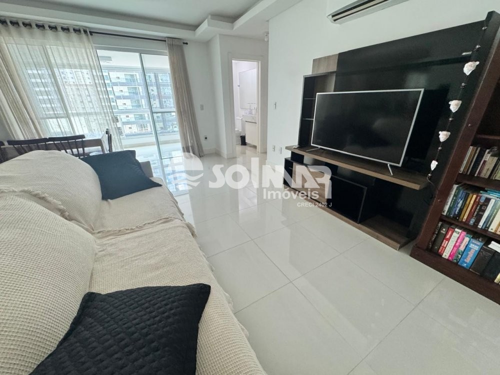 02 SU�TES E 02 VAGAS DE GARAGEM - MEIA PRAIA