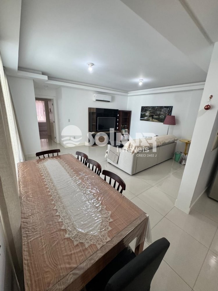 02 SU�TES E 02 VAGAS DE GARAGEM - MEIA PRAIA