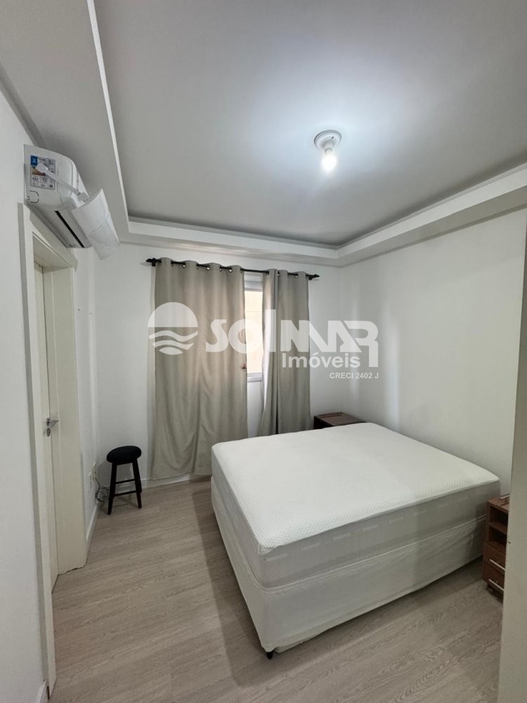 02 SU�TES E 02 VAGAS DE GARAGEM - MEIA PRAIA