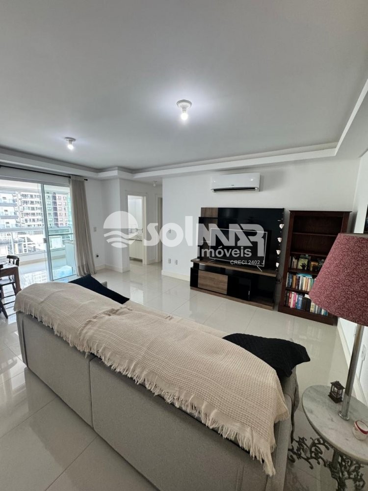 02 SU�TES E 02 VAGAS DE GARAGEM - MEIA PRAIA