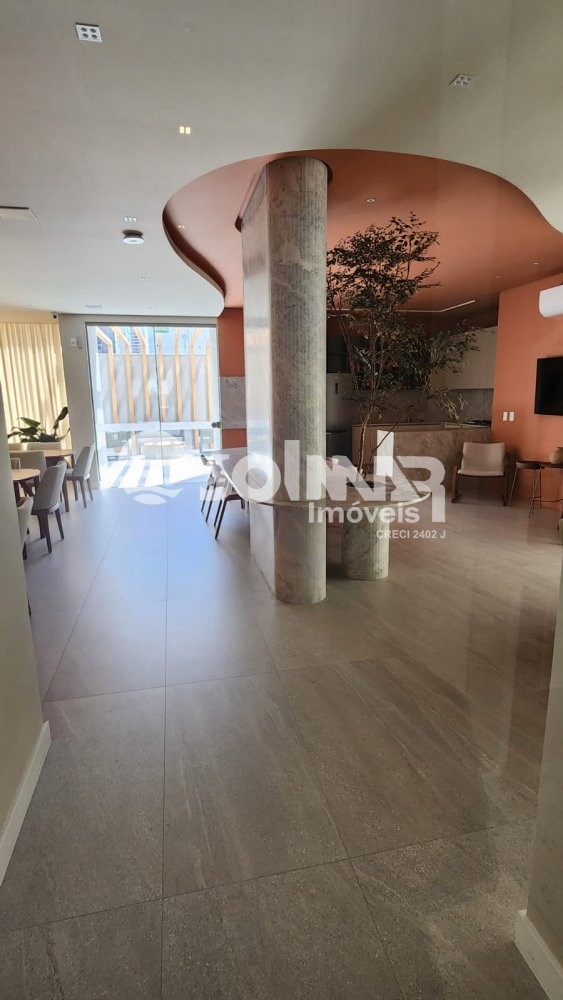 (ANUAL) 03 SU�TES E 02 VAGAS - MEIA PRAIA