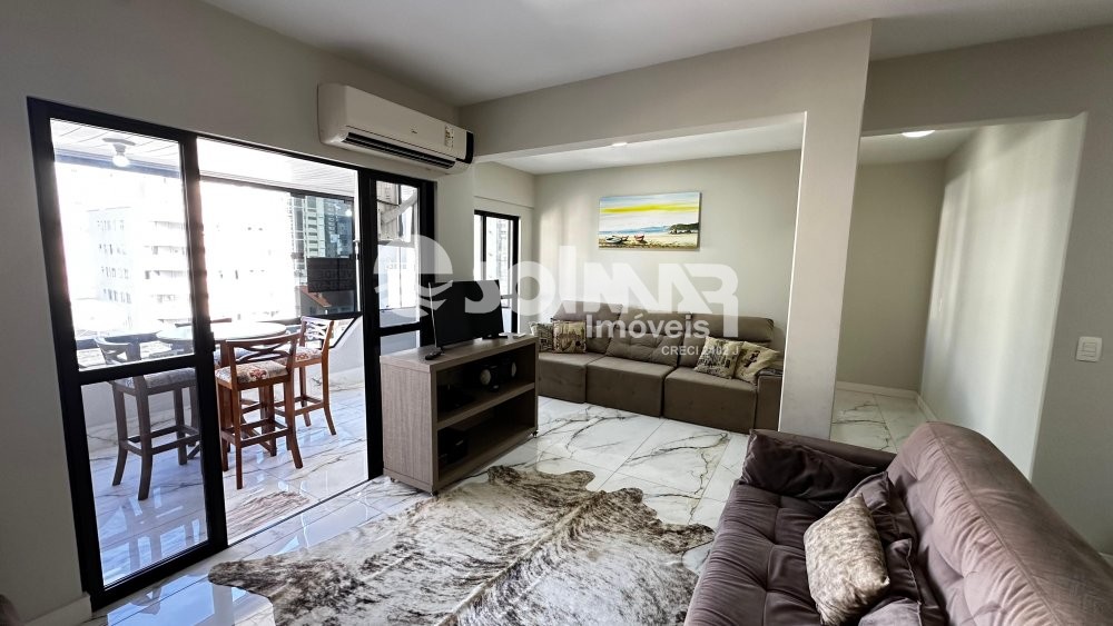 04 DORMIT�RIOS E 02 VAGAS DE GARAGEM - MEIA PRAIA