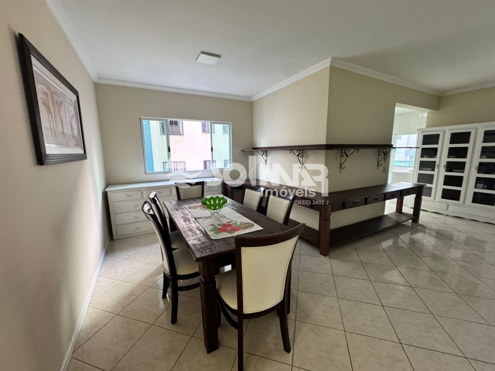 (ANUAL) 03 DORMIT�RIOS E 02 VAGAS - MEIA PRAIA