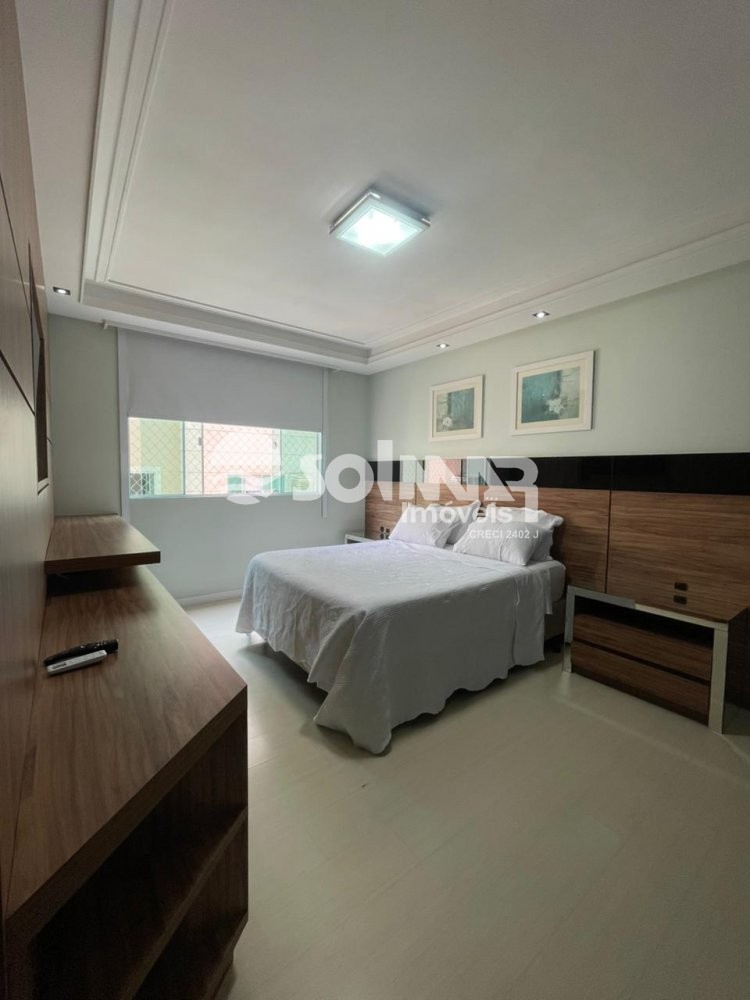 (ANUAL) 04 SU�TES E 02 VAGAS - MEIA PRAIA