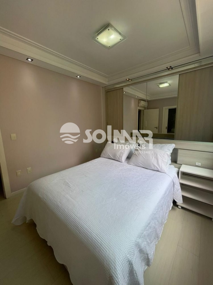 (ANUAL) 04 SU�TES E 02 VAGAS - MEIA PRAIA