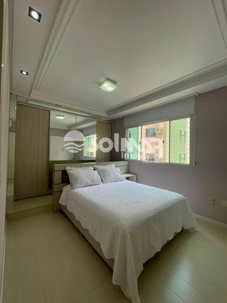 (ANUAL) 04 SU�TES E 02 VAGAS - MEIA PRAIA