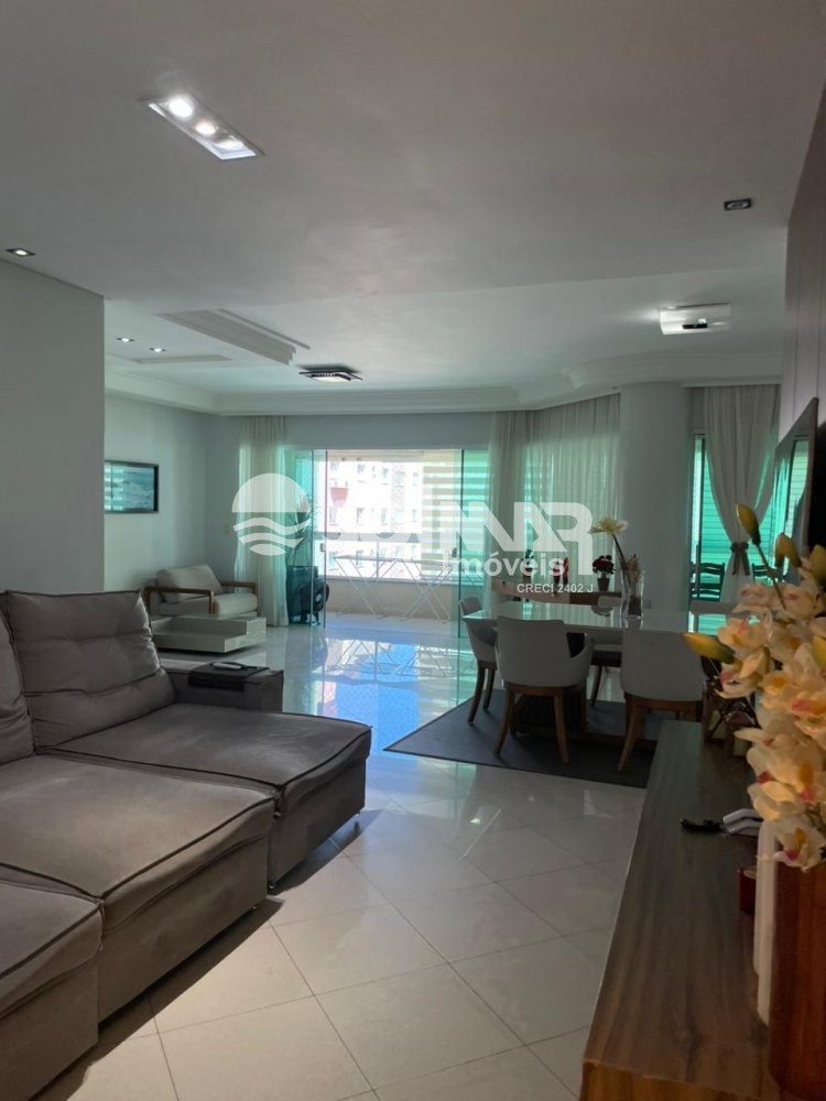 (ANUAL) 04 SU�TES E 02 VAGAS - MEIA PRAIA