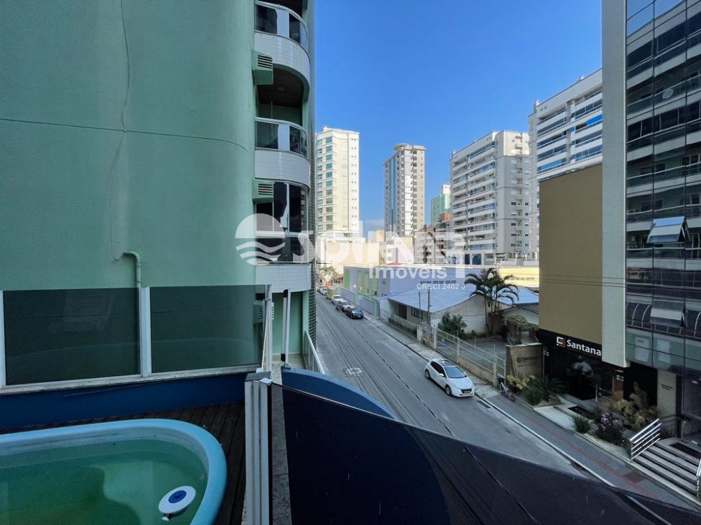 (ANUAL) 03 DORMIT�RIOS E 01 VAGA - MEIA PRAIA