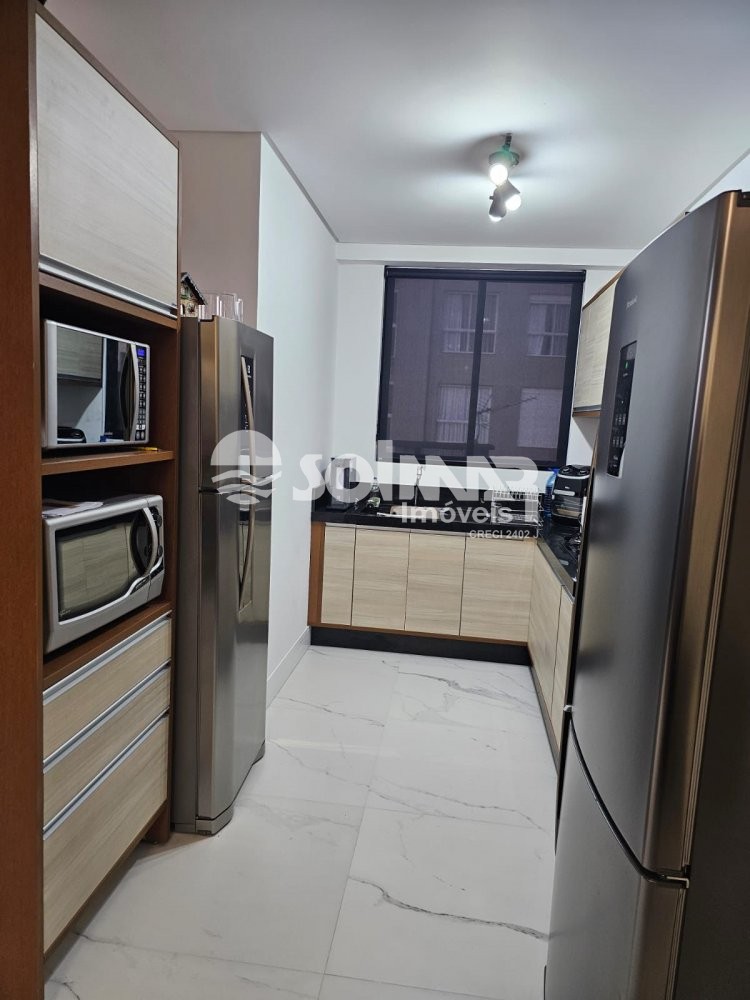 (ANUAL) 03 SU�TES E 03 VAGAS - QUADRA MAR