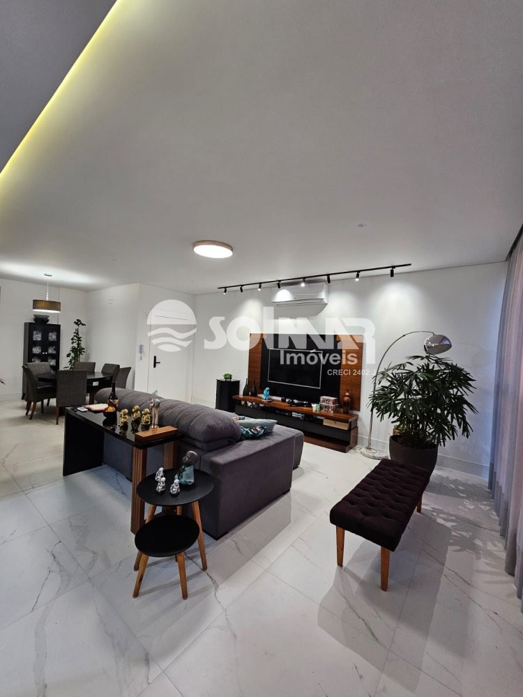 (ANUAL) 03 SU�TES E 03 VAGAS - QUADRA MAR