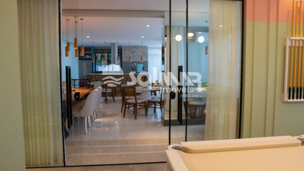 (ANUAL) 03 SU�TES E 03 VAGAS - QUADRA MAR