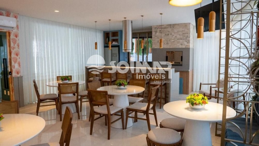 (ANUAL) 03 SU�TES E 03 VAGAS - QUADRA MAR