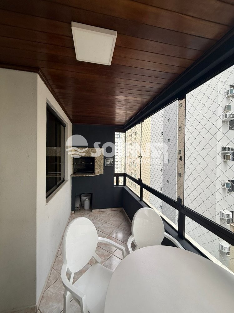 (ANUAL) 03 DORMIT�RIOS E 01 VAGA - MEIA PRAIA