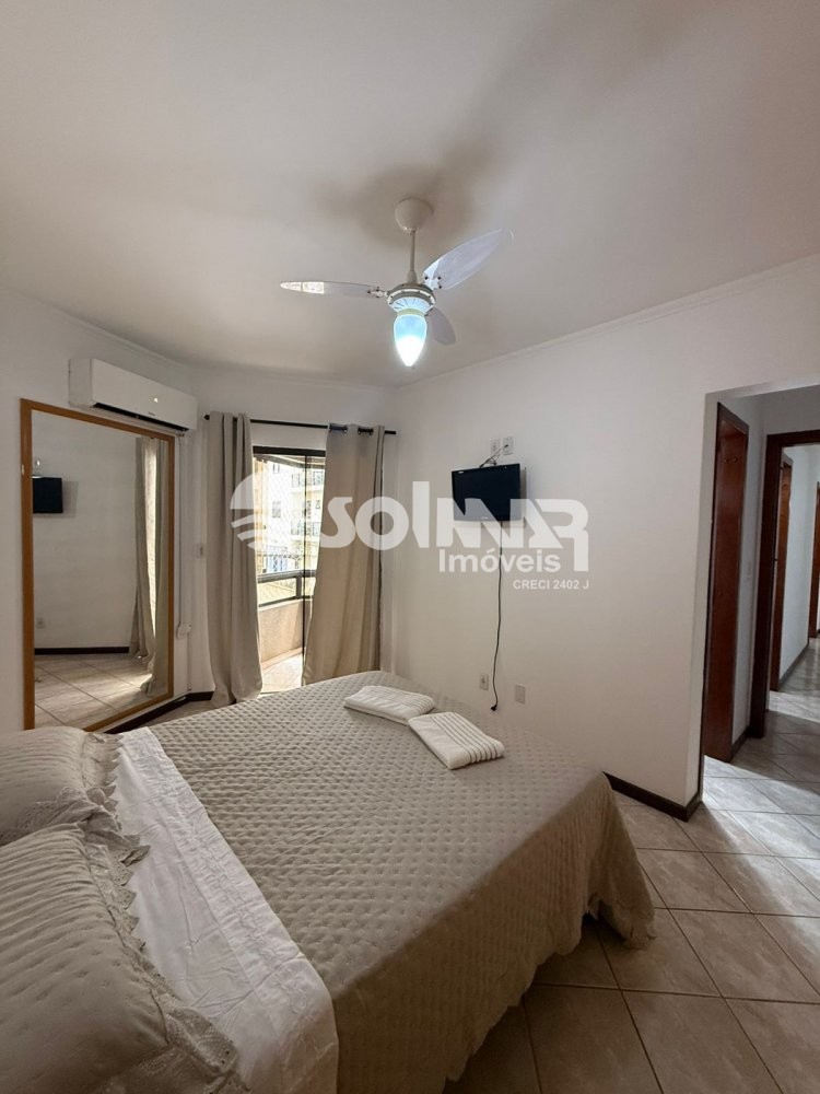 (ANUAL) 03 DORMIT�RIOS E 01 VAGA - MEIA PRAIA