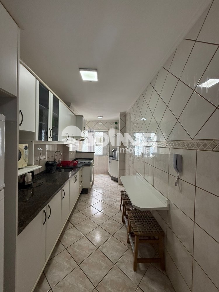 (ANUAL) 03 DORMIT�RIOS E 01 VAGA - MEIA PRAIA