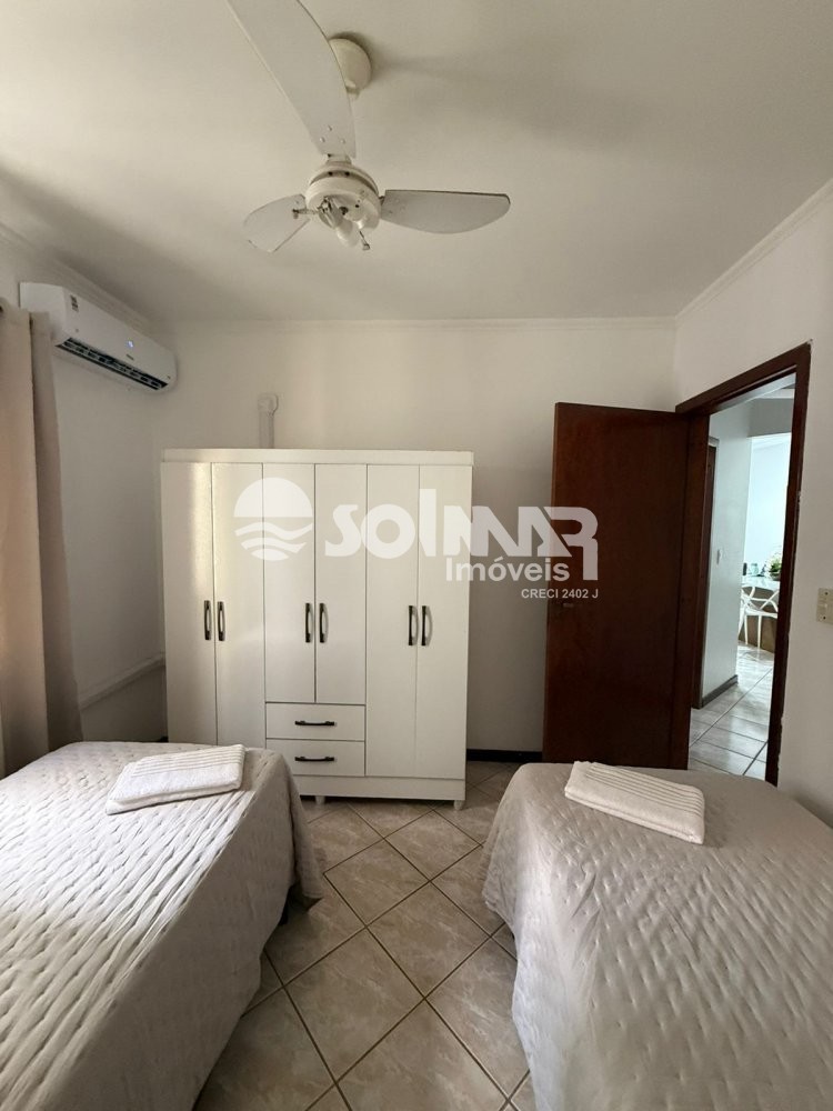 (ANUAL) 03 DORMIT�RIOS E 01 VAGA - MEIA PRAIA