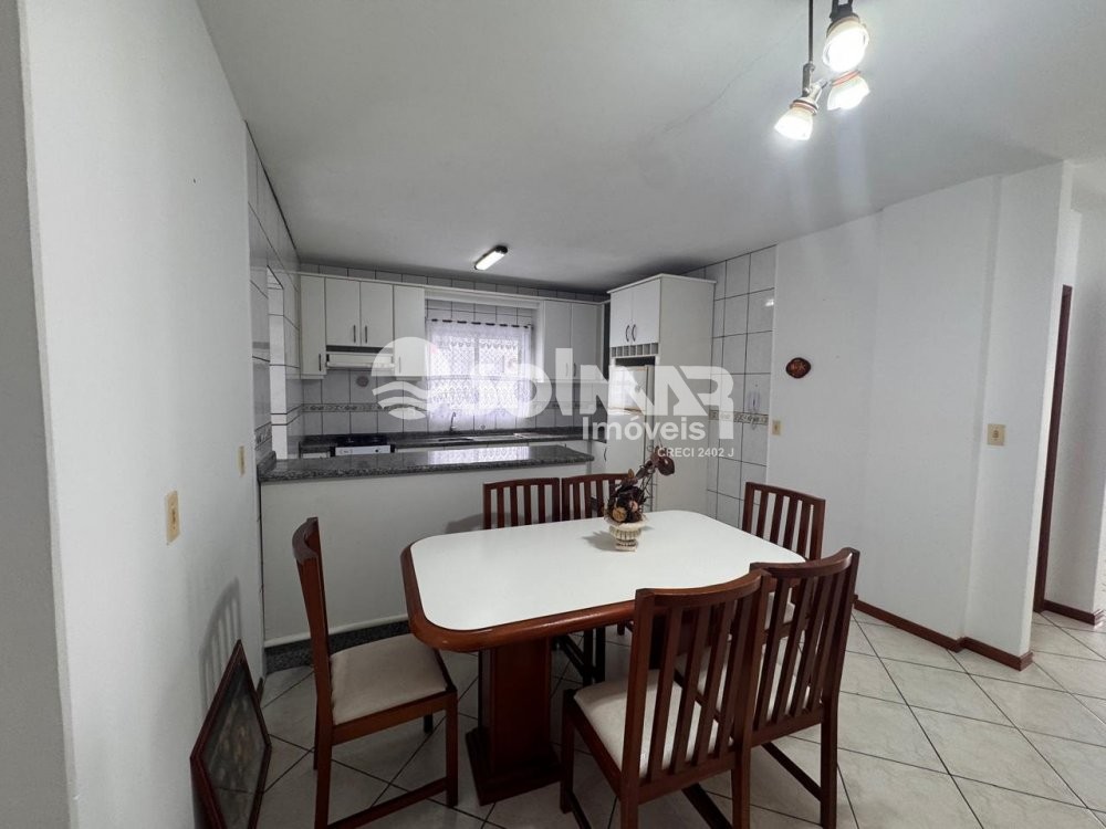 (ANUAL) 03 DORMIT�RIOS E 01 VAGA - MEIA PRAIA