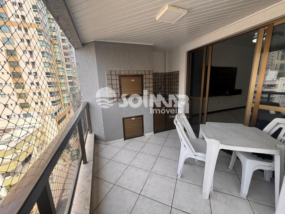 (ANUAL) 03 DORMIT�RIOS E 01 VAGA - MEIA PRAIA