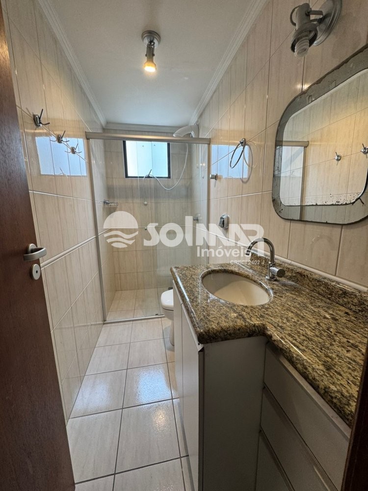 (TEMPOR�RIO) 03 DORM E 01 VAGA - MEIA PRAIA