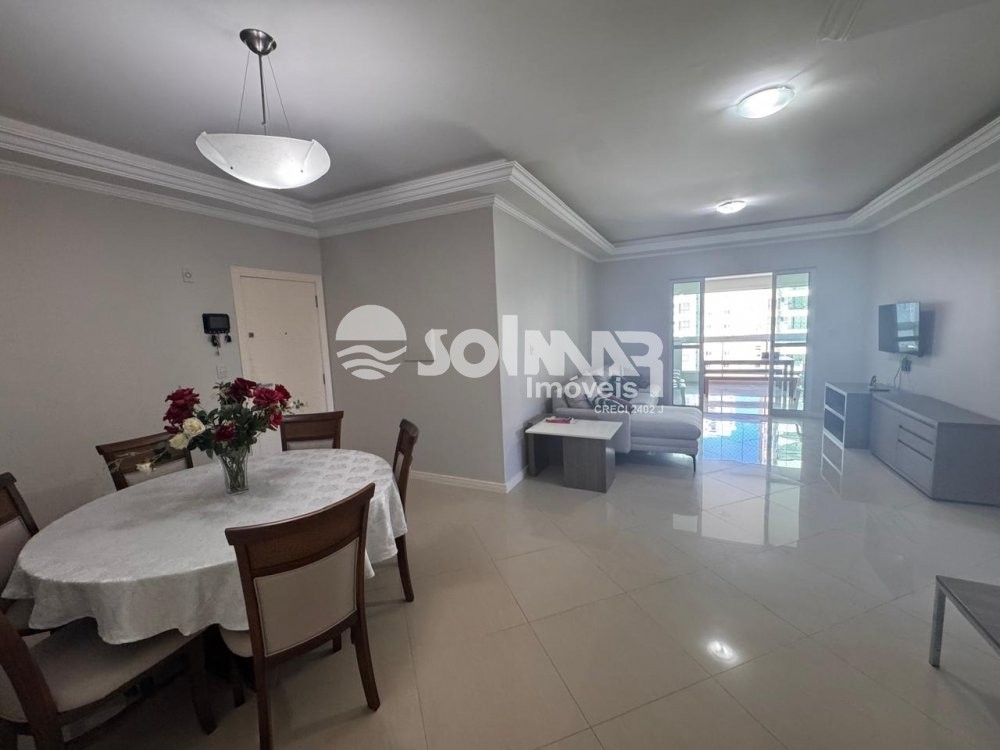 03 DORMIT�RIOS E 02 SUITES - 02 VAGAS - MEIA PRAIA