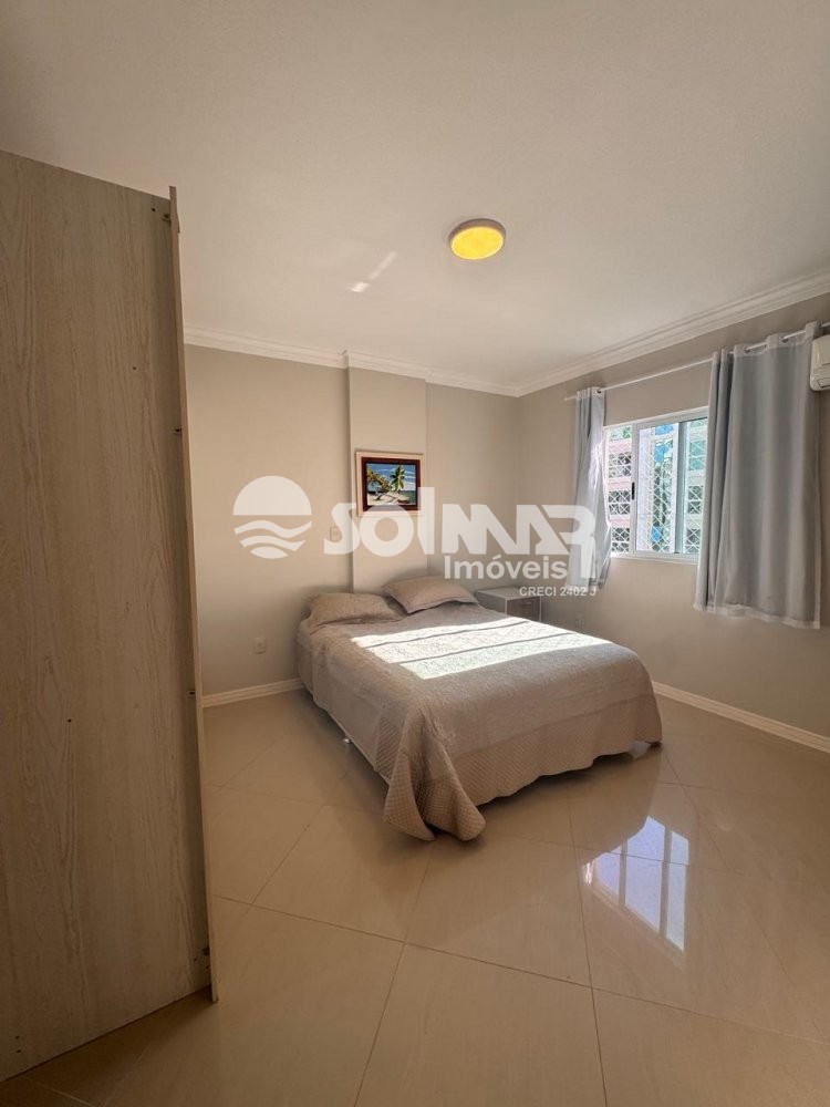 03 DORMIT�RIOS E 02 SUITES - 02 VAGAS - MEIA PRAIA