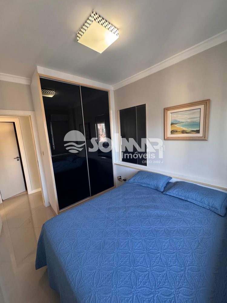 03 DORMIT�RIOS E 02 SUITES - 02 VAGAS - MEIA PRAIA