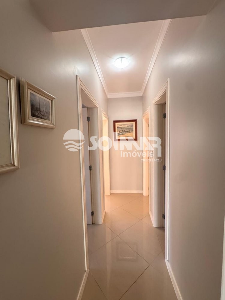 03 DORMIT�RIOS E 02 SUITES - 02 VAGAS - MEIA PRAIA