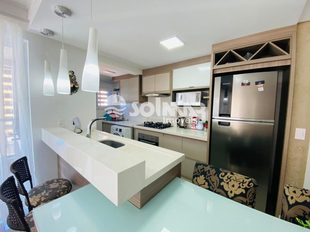 03 SUITES E 02 VAGAS - MEIA PRAIA 