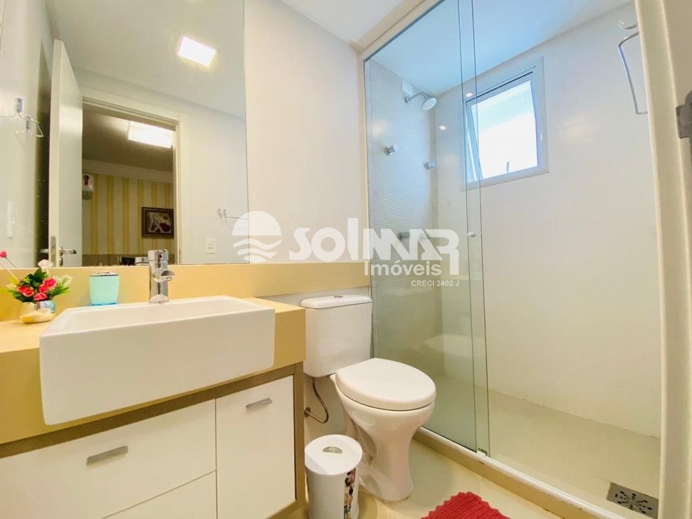 03 SUITES E 02 VAGAS - MEIA PRAIA 