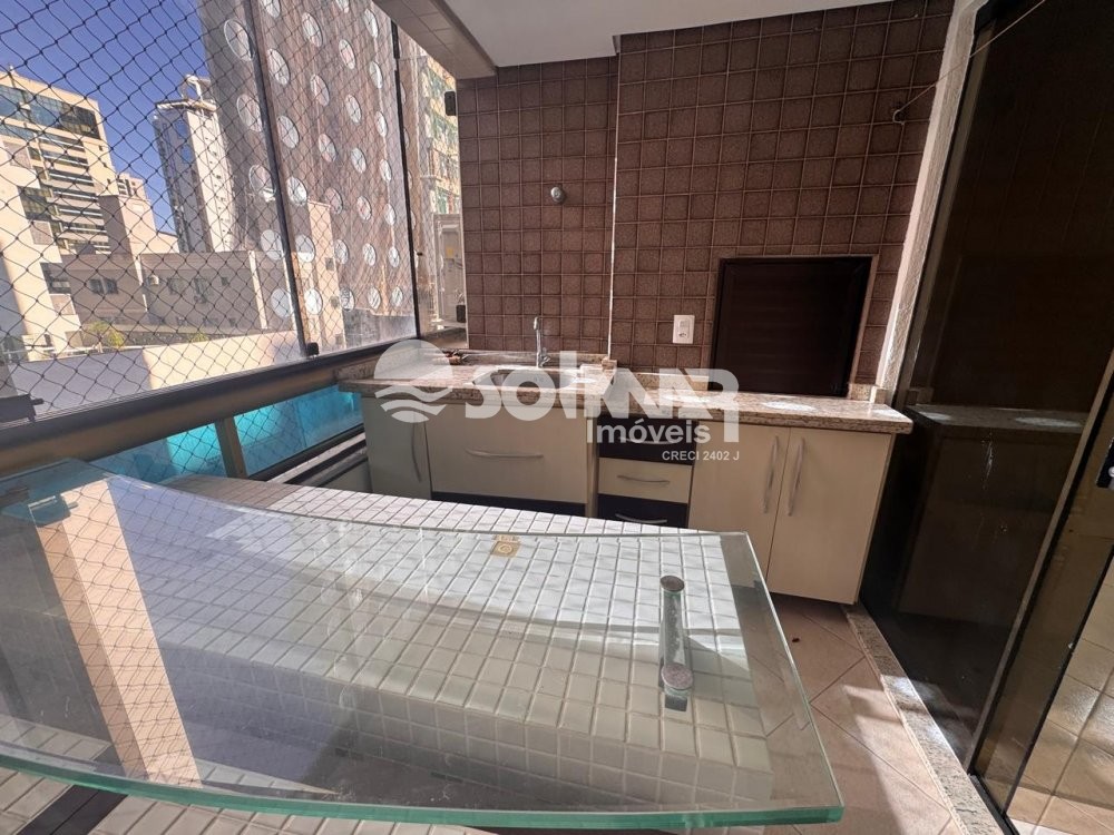 03 DORM 1 SUITE  01 VAGA DE GARAGEM - MEIA PRAIA 