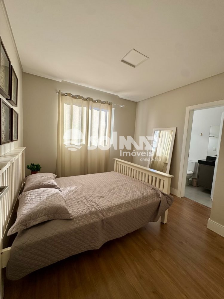 (ANUAL) 03 SUITES 02 VAGA - MEIA PRAIA