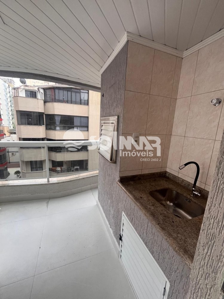 2 DORM SENDO 1 SUITE 1 VAGA DE GARAGEM MEIA PRAIA