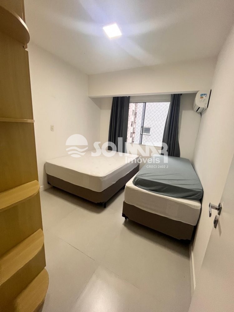 2 DORM SENDO 1 SUITE 1 VAGA  DE GARAGEM MEIA PRAIA