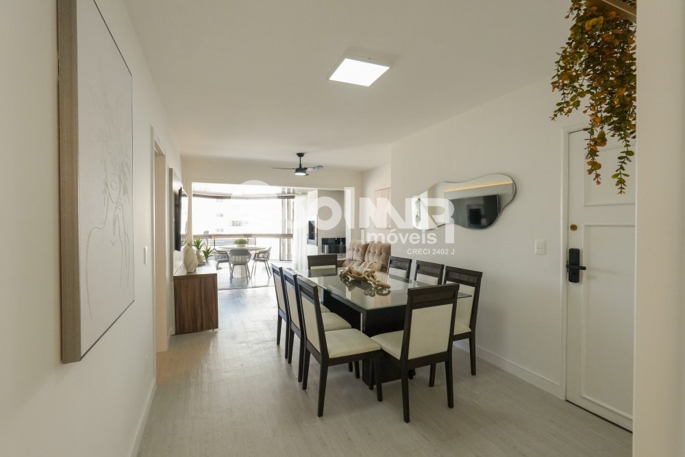 4 DORM SENDO 2 SUITES 2 VAGAS DE GARAGEM MEIA PRAI