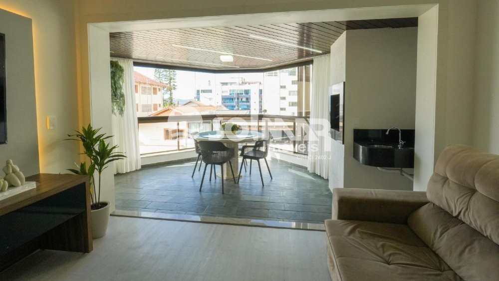 4 DORM SENDO 2 SUITES 2 VAGAS DE GARAGEM MEIA PRAI