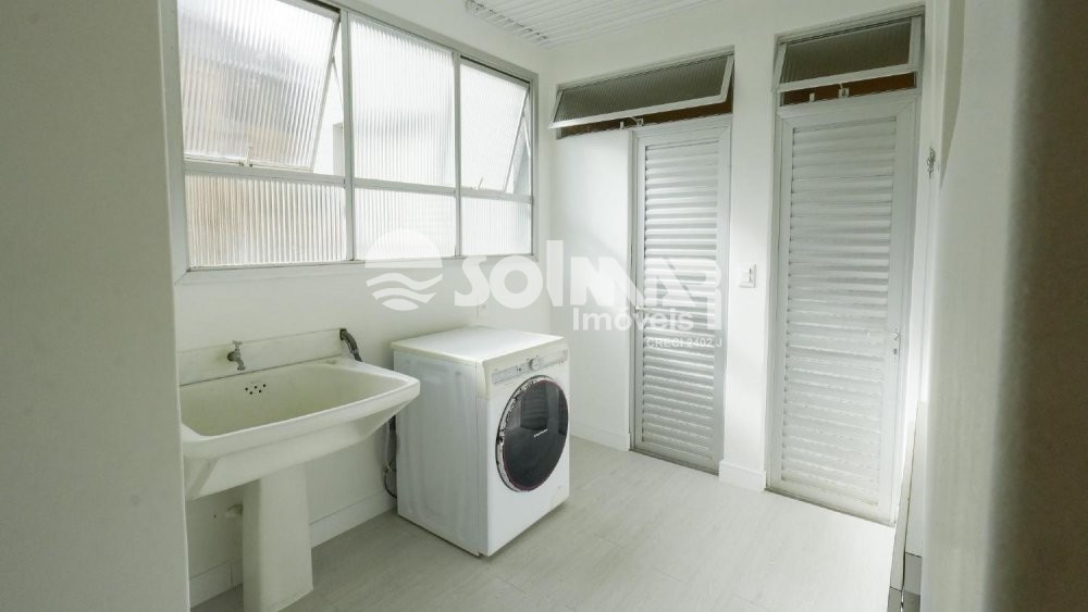 4 DORM SENDO 2 SUITES 2 VAGAS DE GARAGEM MEIA PRAI